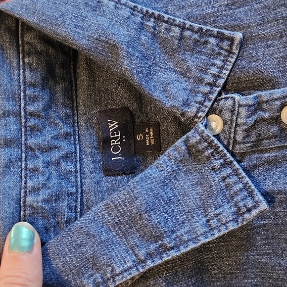 J Crew Denim Long Sleeve - Picture 3 of 4